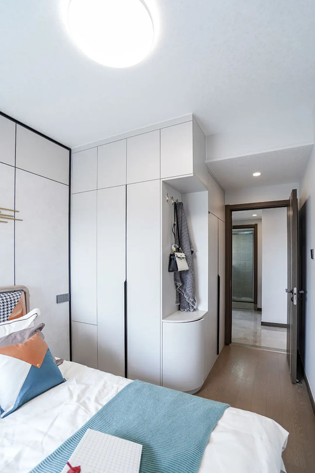 103㎡大收納三居，玄關+餐廳大型定制柜，雙榻榻米房實用設計